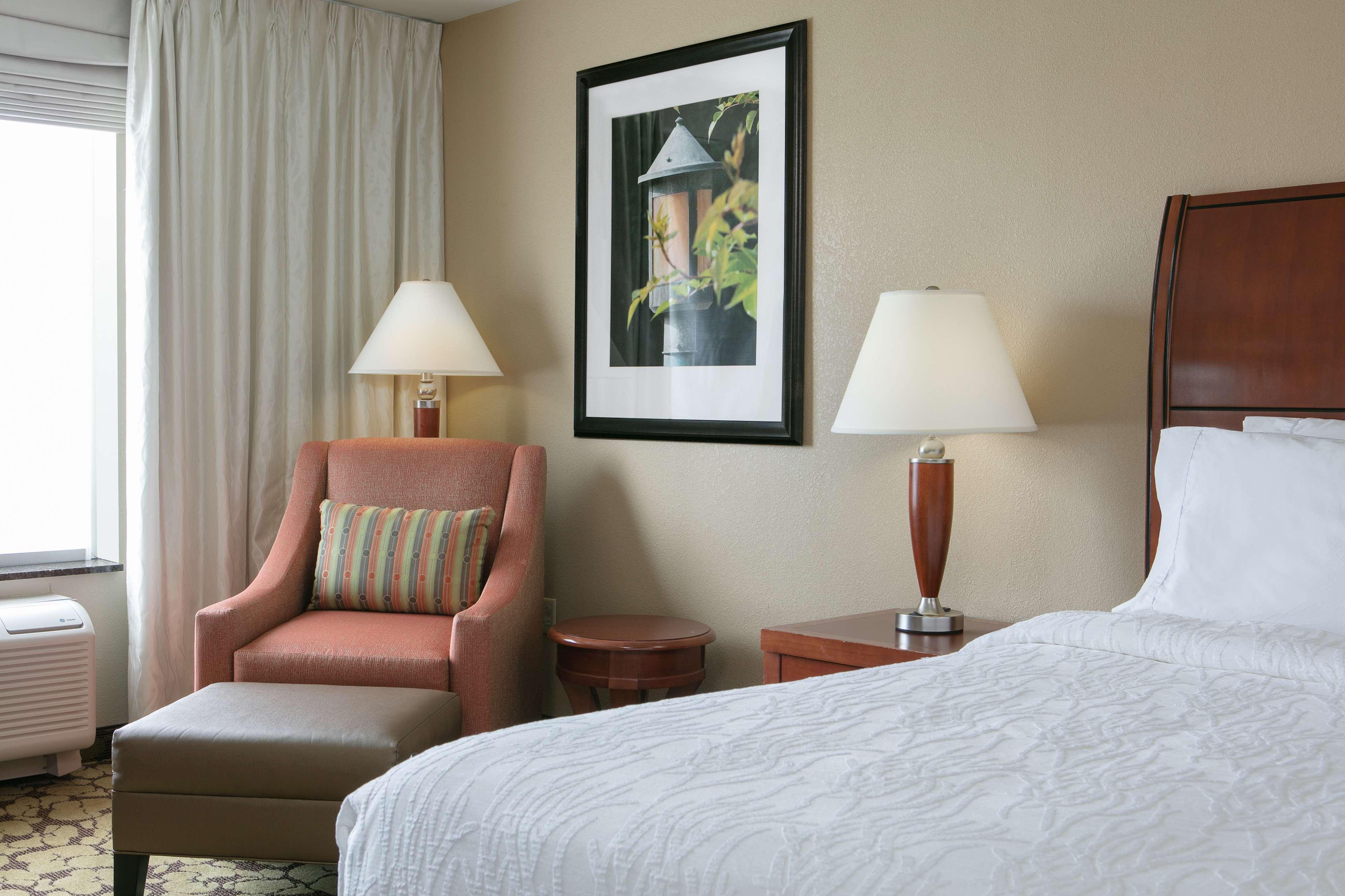 Hilton Garden Inn Omaha West Ngoại thất bức ảnh